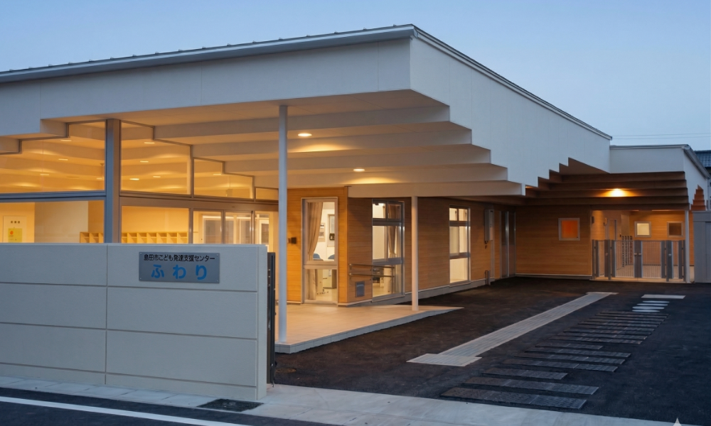 島田市の心身障害児通園施設建設に伴う電気設備工事の施工事例